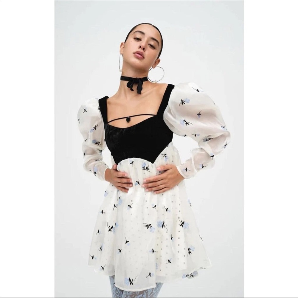 BNWT For Love And Lemons Marcella White Mini Dress with Black Details